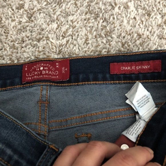 Lucky Brand Charlie Skinny Jeans  Solid Denim Dark Wash Casual Cotton Size 26/2 - Picture 8 of 11